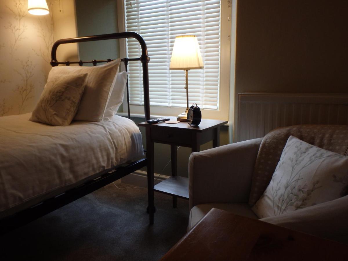 Haisthorpe Guest House วินเดอร์เมียร์ ภายนอก รูปภาพ