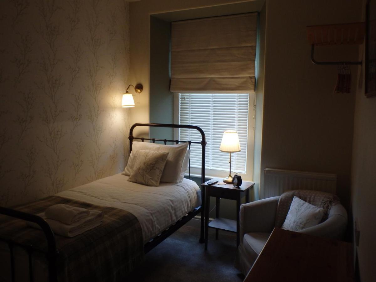 Haisthorpe Guest House วินเดอร์เมียร์ ภายนอก รูปภาพ