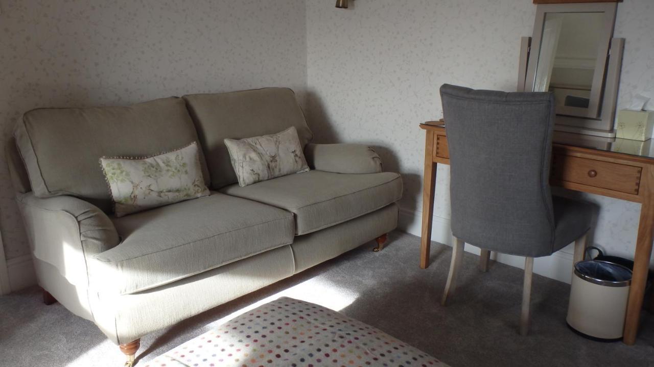 Haisthorpe Guest House วินเดอร์เมียร์ ภายนอก รูปภาพ