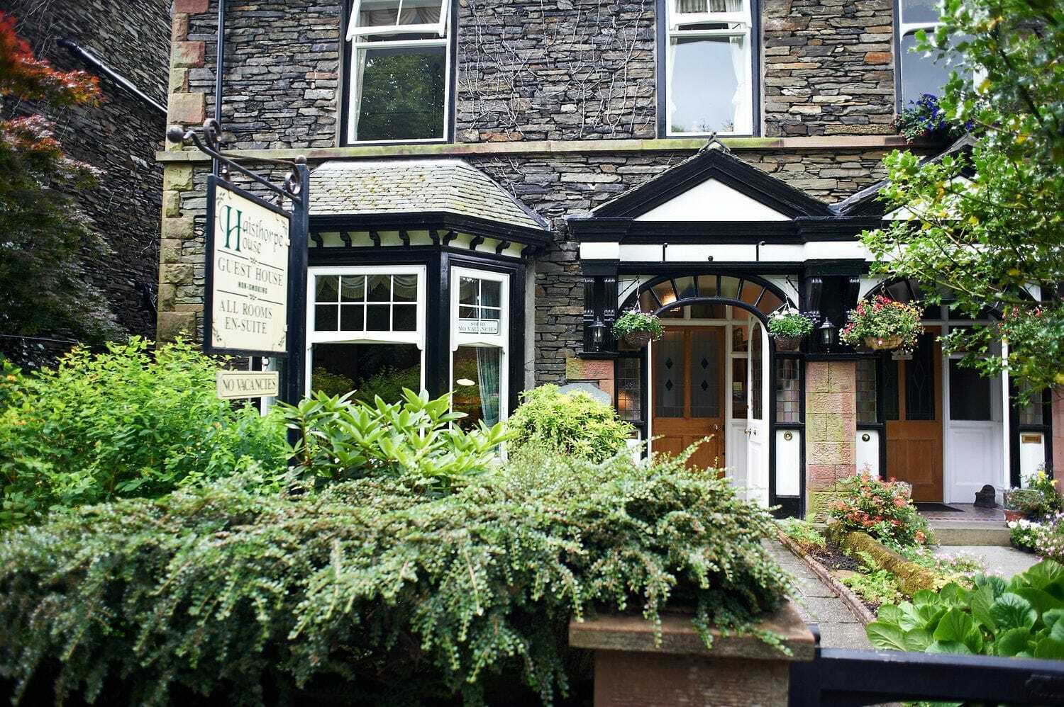 Haisthorpe Guest House วินเดอร์เมียร์ ภายนอก รูปภาพ